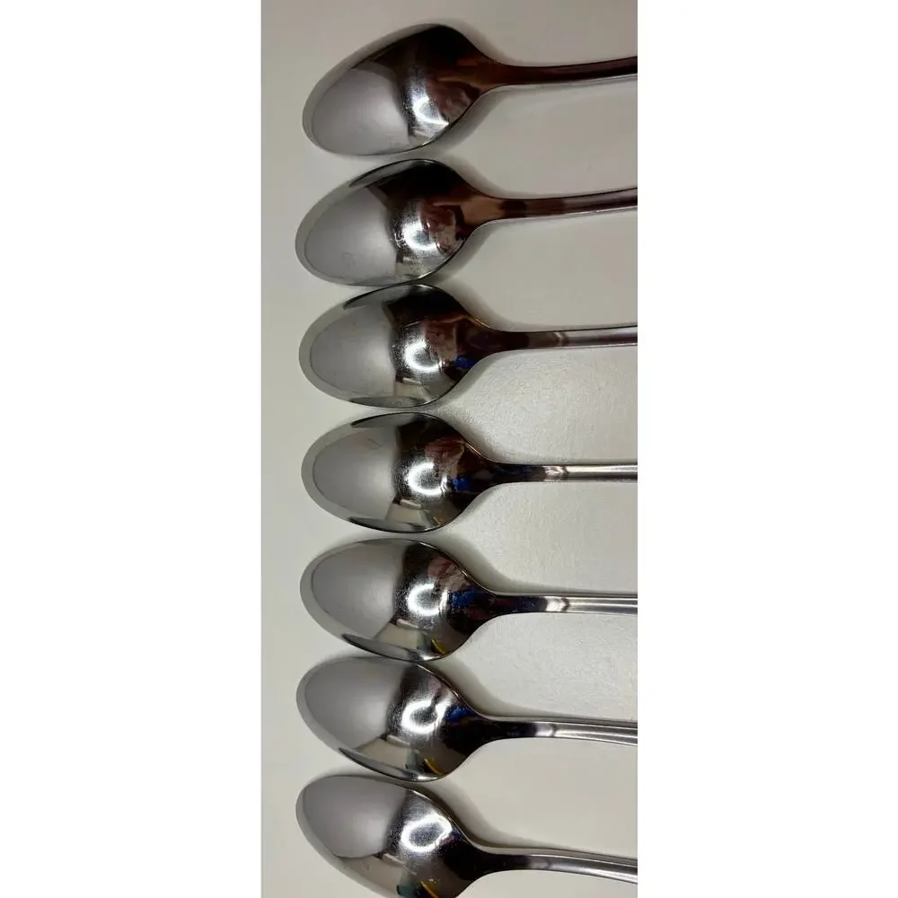 Oneida Serif Teaspoons 6 1/4” Stainless Steel Frosted Swirl Flatware Set of 7